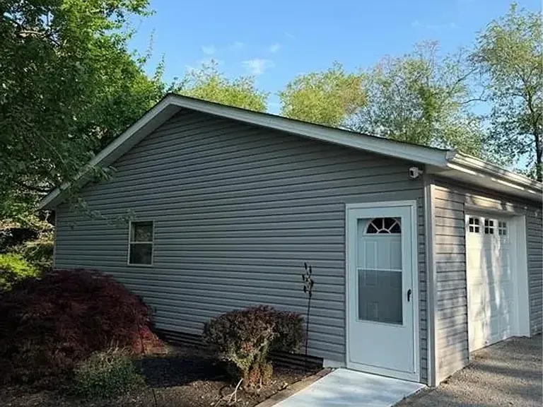 120 Orange Aly — Photo 25