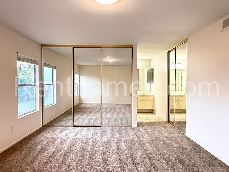13322 Thunderhead St — Photo 21