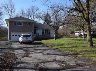 1281 Calkins Rd, Pittsford, NY 14534