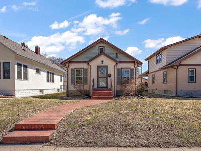 980 Cherokee Ave, West Saint Paul, MN, 55118