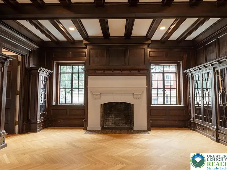 214 Spring Garden St #2B — Photo 5