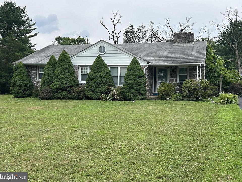 1st image of 2122 Yarnall Rd