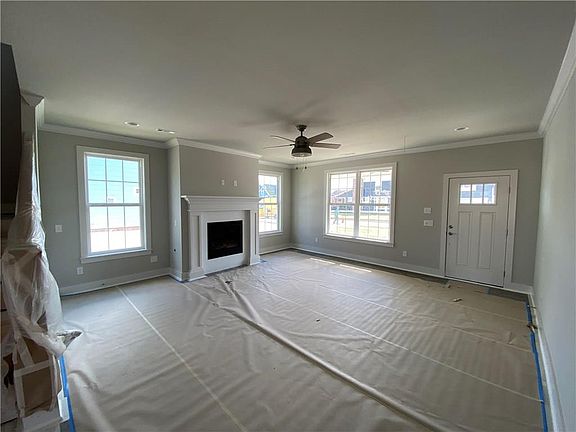 3rd image of 1206 Saint Johns Wood