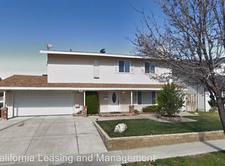 20833 Kingscrest Dr, Santa Clarita, CA 91350