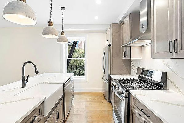 1st image of 346 Greene Ave #2