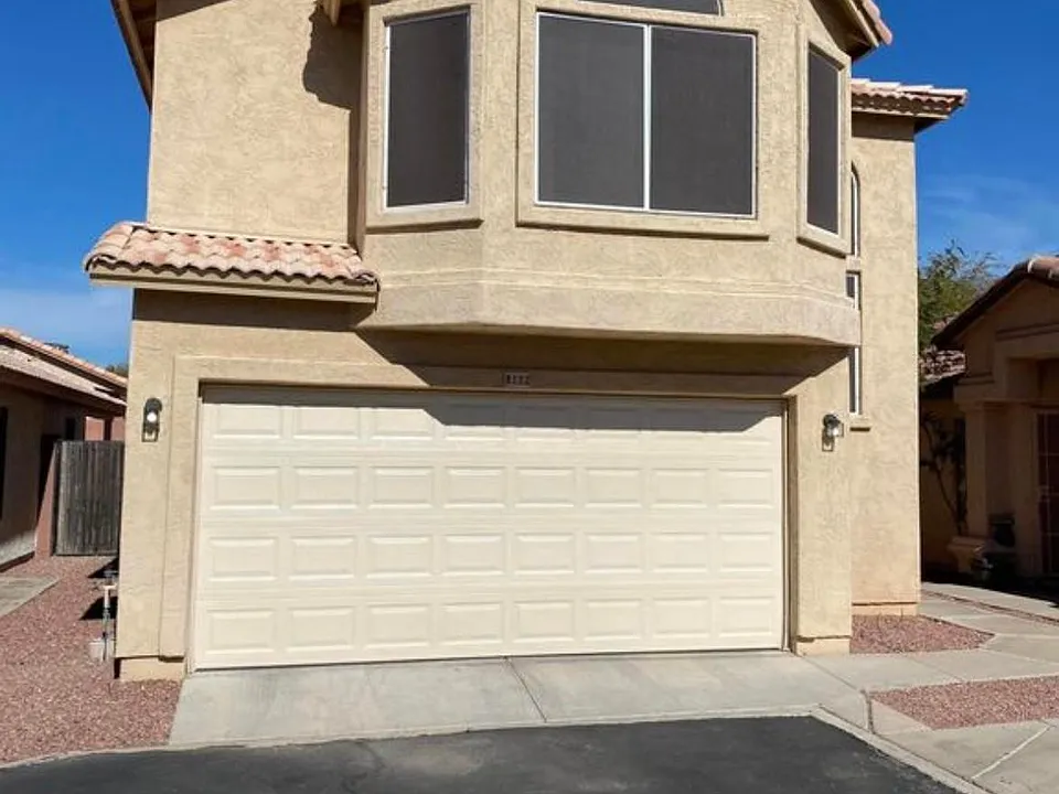 2221 E Union Hills Dr