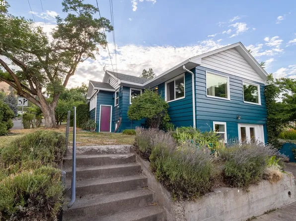 307 N Ave, La Grande, OR 97850
