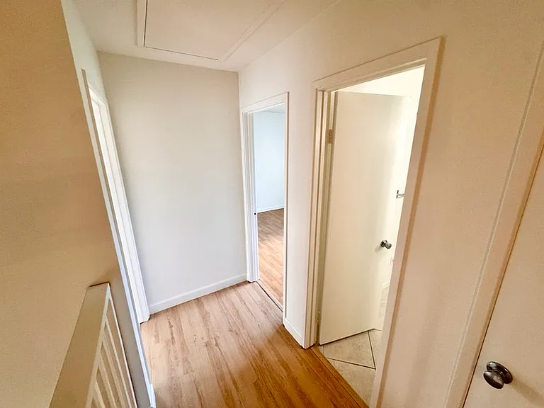 7958 Mission Center Ct #L — Photo 11