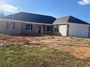 338 Rogers Way, Columbus, MS 39702