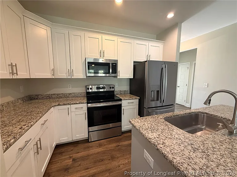 108 Jude Ct — Photo 4