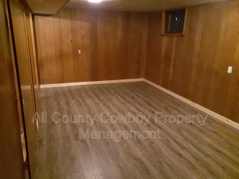 707 S 23rd St — Photo 12