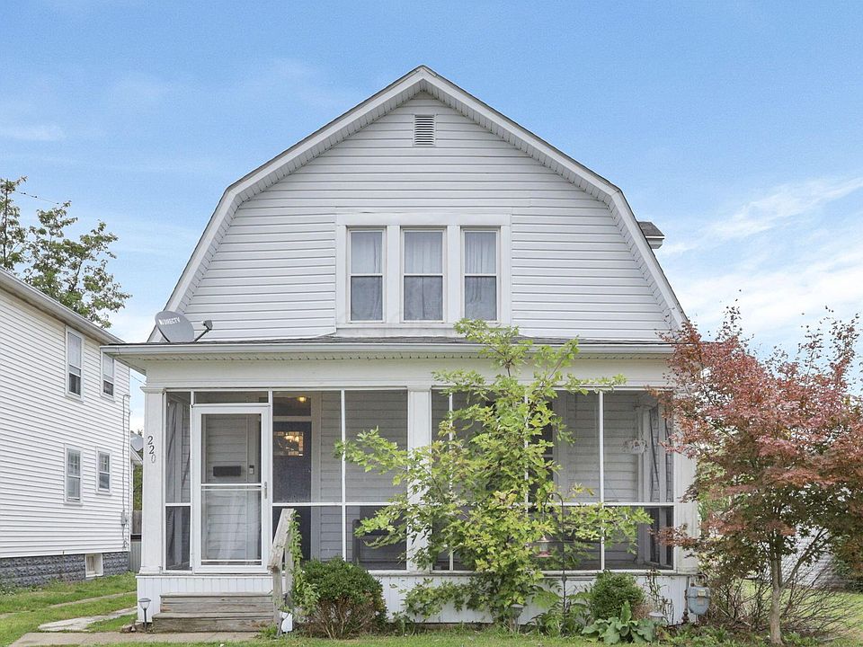 1st image of 220 Wyandotte St