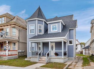27 Robinson Street, Schenectady, NY 12304