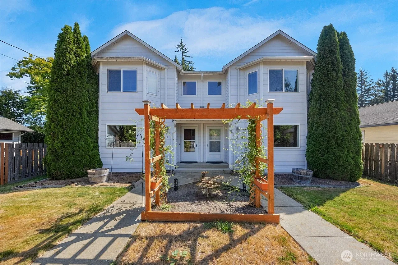 938 Quinn Ave — Photo 3