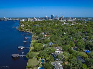 2626 River Rd, Jacksonville, FL 32207