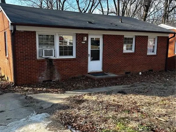 1412 Victory St, Greensboro, NC 27407