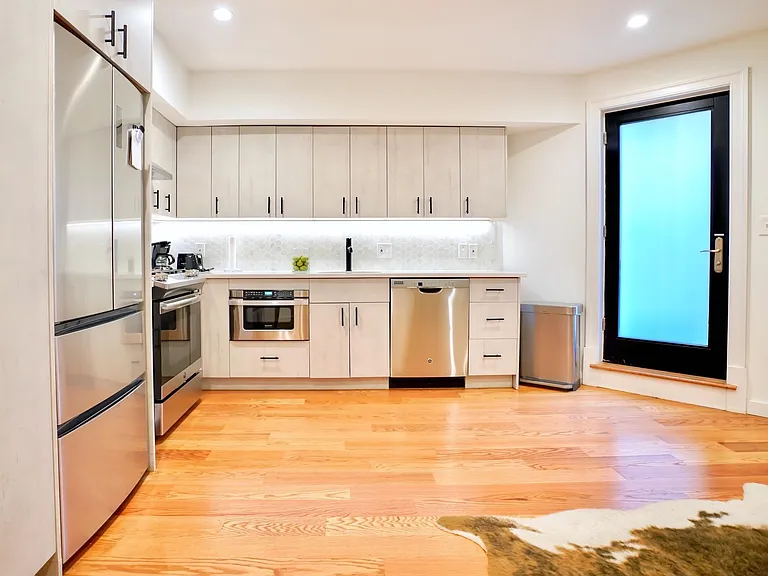 1823 Kalorama Rd NW #E — Photo 1