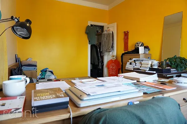 Rented by Rennit Inc. | media 50