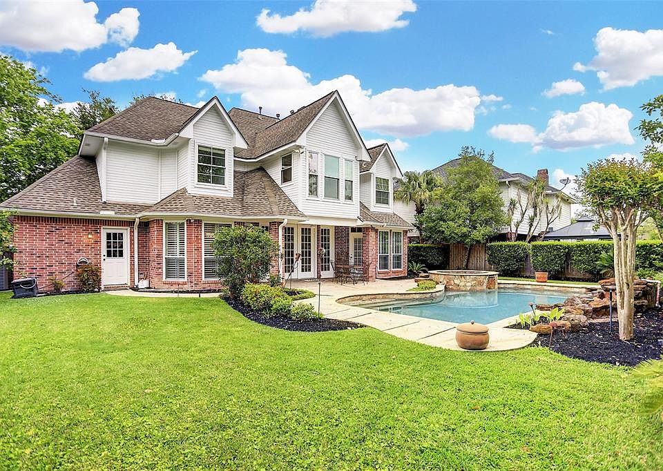 1st image of 1730 Forestlake Dr