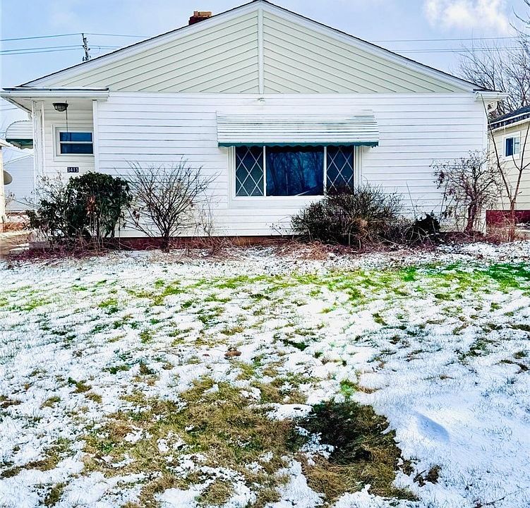 1st image of 3415 Center Dr
