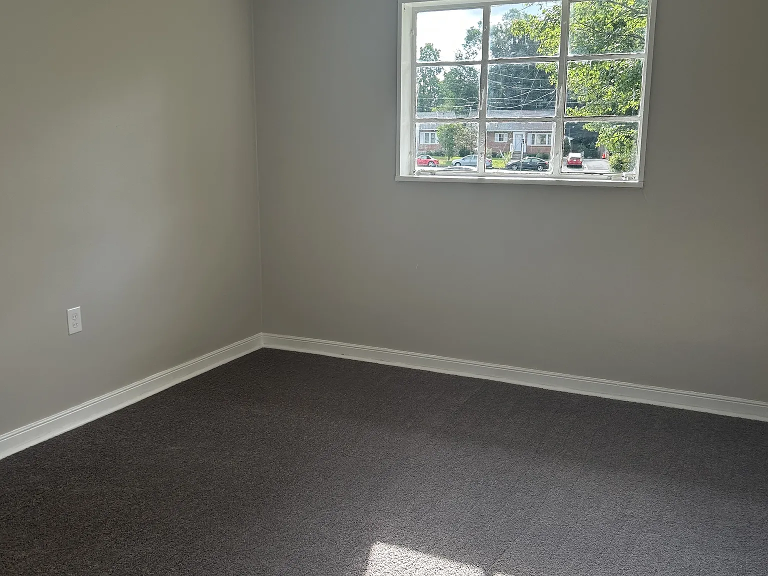 129 Holliday Drive - 1 — Photo 3