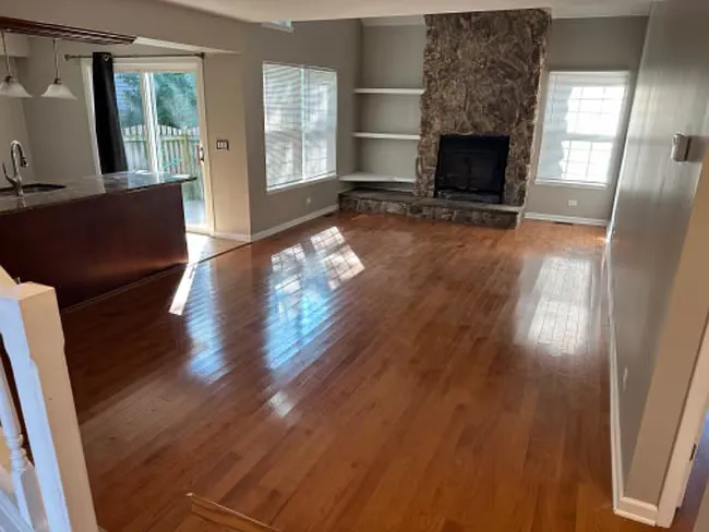 641 Wilbur Ct — Photo 2