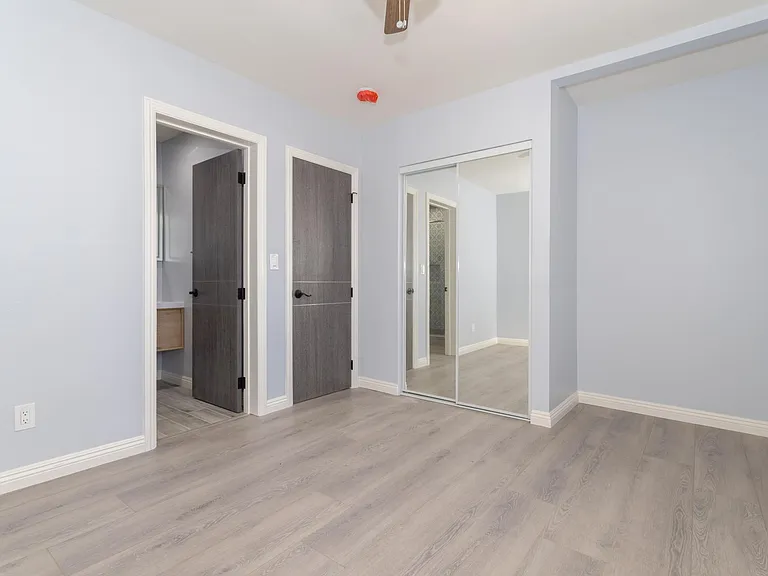 12675 Pierce St — Photo 17