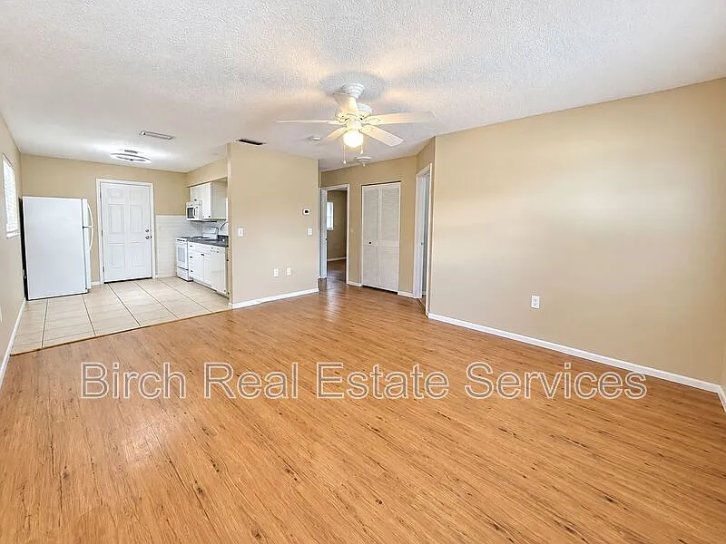 2 bed, 1.0 bath, 760 sqft, $1,395 — Photo 4