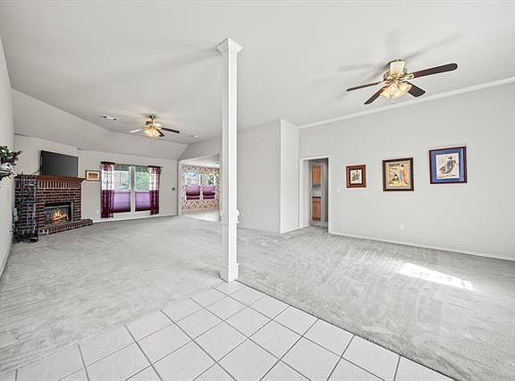 5th image of 19371 Stoney Dr