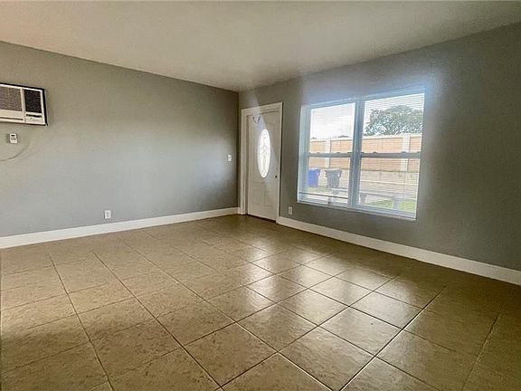 2nd image of 6510 SW 15th Street