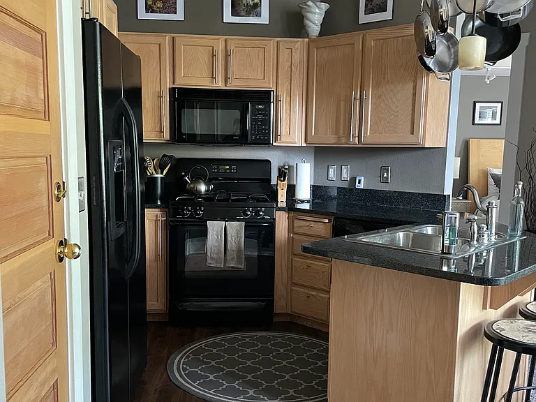 8300 Meadowview Dr #L23 — Photo 14
