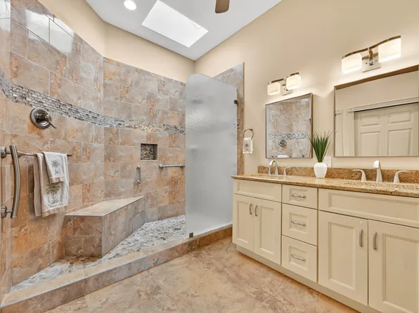 2595 SW Greenwich Way, Palm City, FL 34990
