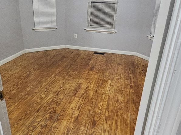 26 Fisher St #26 & 32