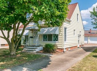 4210 Redfern Rd, Parma, OH 44134