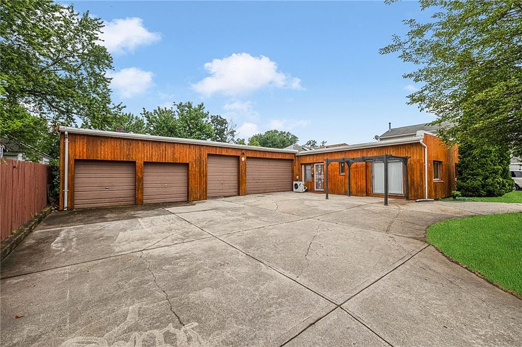 38 Arlington Ave, Cranston, RI 02920 MLS 1339157 Zillow