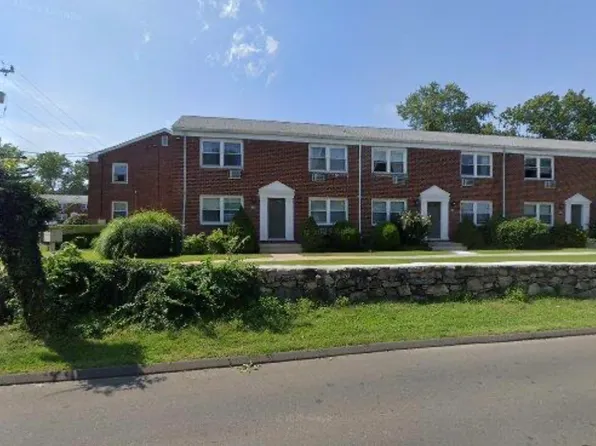 323 Hamilton Ave, Stamford, CT 06902