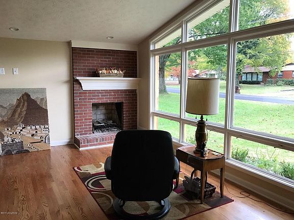 3rd image of 3602 Valdosta Ave