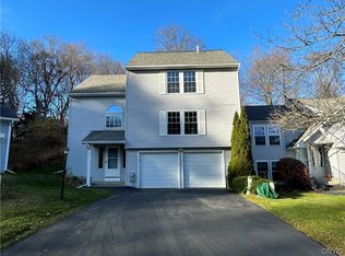 26 Rockport Rd, New Hartford, NY 13413
