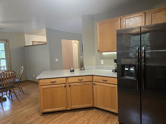 3rd image of 3290 Ireta St