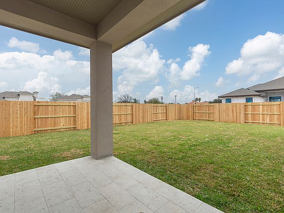 3rd image of 1805 Sunrise Ln