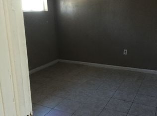 615 N Rockingham Ave, Tavares, FL 32778