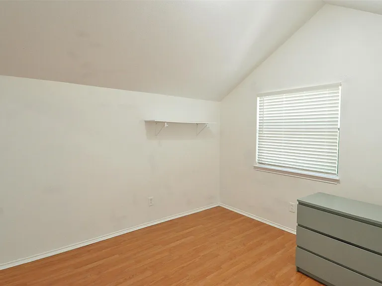 9902 Talleyran Dr — Photo 10