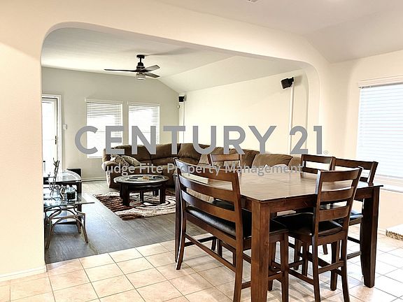 5th image of 720 Watson Way