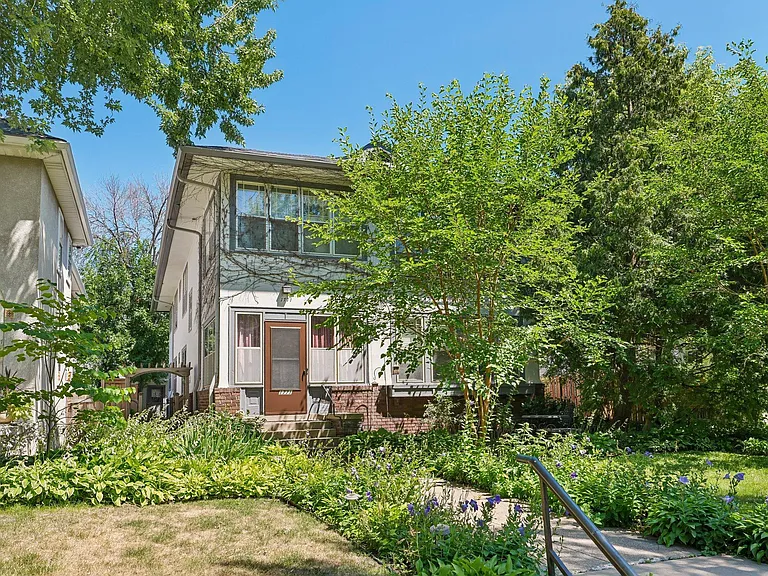1771 James Ave S #1 — Photo 1