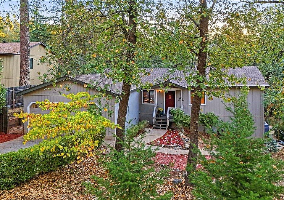 1st image of 15947 Thiel Way