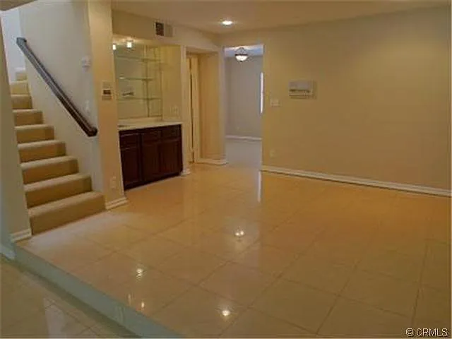 3 bed, 2.5 bath, 1700 sqft, $3,950 — Photo 1