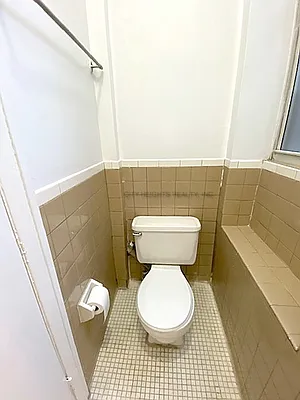 Rented by City Heights Realty | media 15