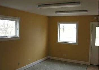 2nd image of 10615 N Main St