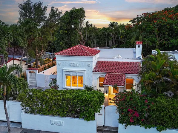 3616 SW 26th St, Miami, FL 33133