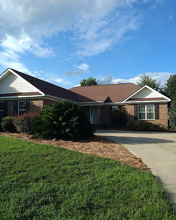 1st image of 205 Canterberry Pl